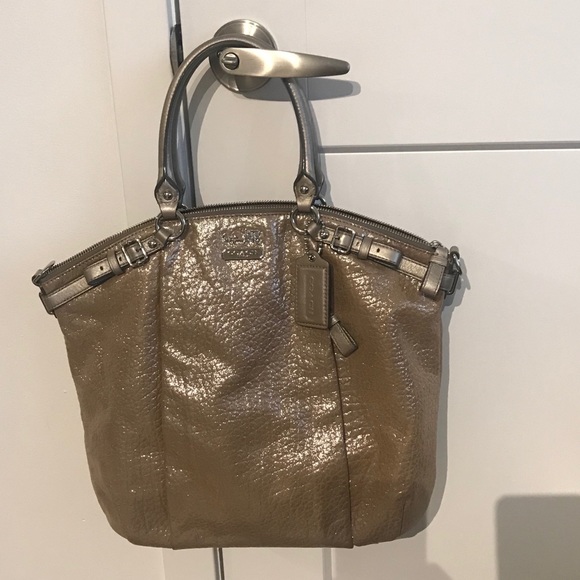 Coach Bag - Picture 4 of 12